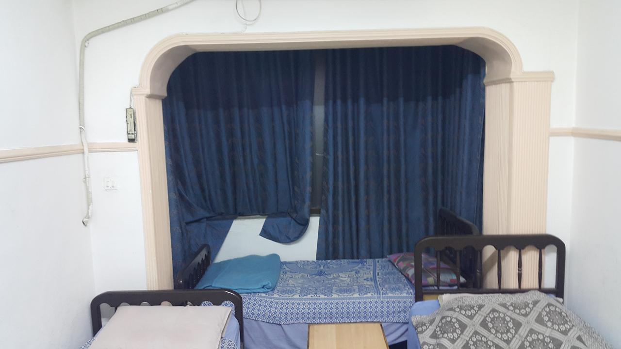 Al Adel Hostel Аман Екстериор снимка