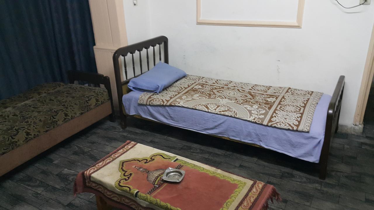 Al Adel Hostel Аман Екстериор снимка